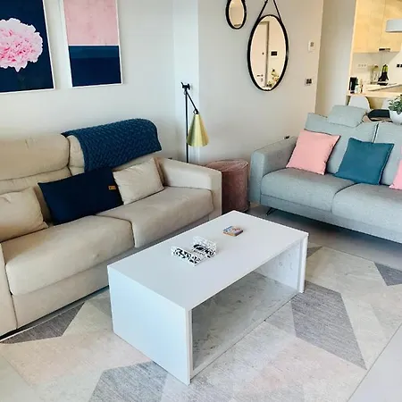 Sunset Waves Holidays Apartman