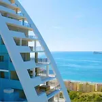 Sunset Waves Holidays 아파트 베니돔